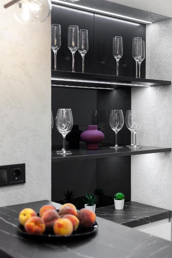 Lovely Apartment On Drahomanova Street Leopoli Esterno foto
