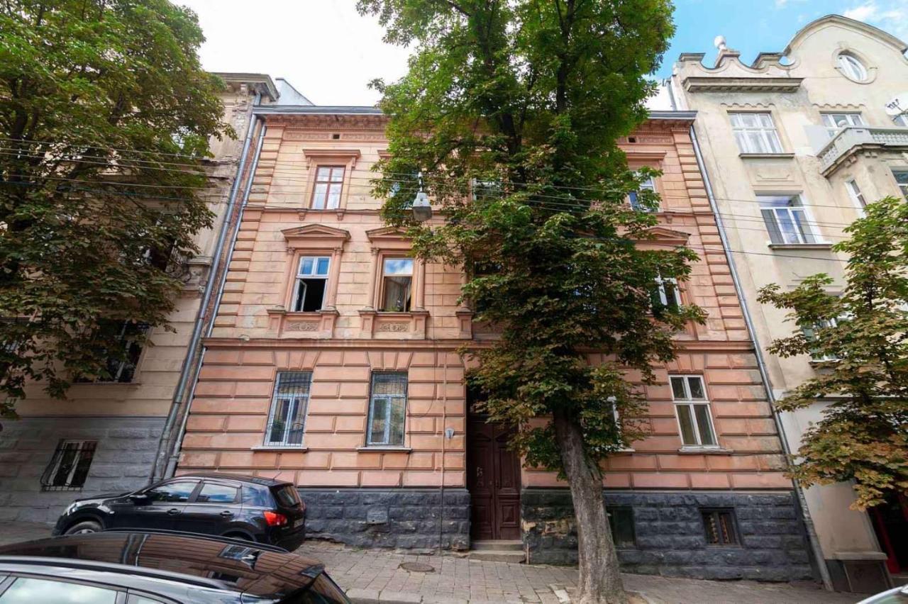 Lovely Apartment On Drahomanova Street Leopoli Esterno foto