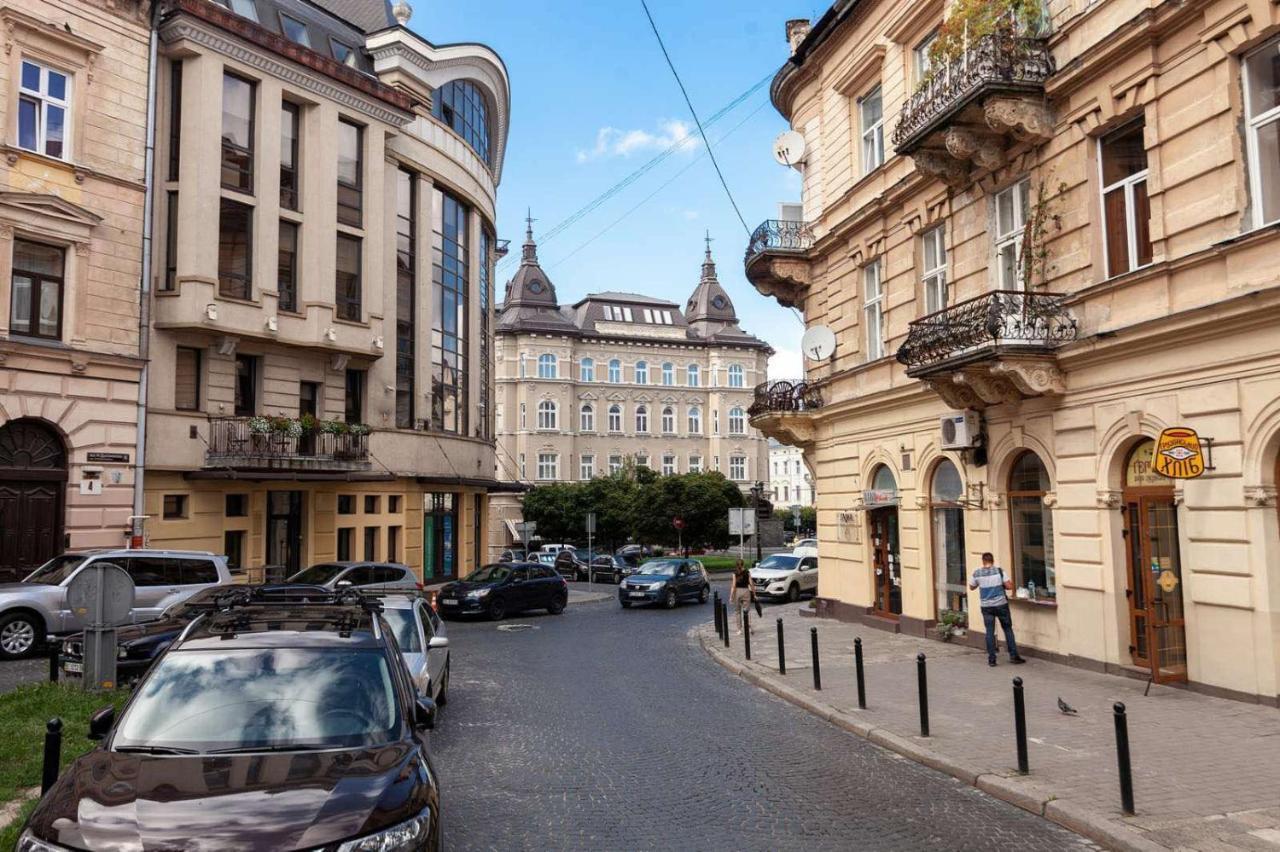 Lovely Apartment On Drahomanova Street Leopoli Esterno foto